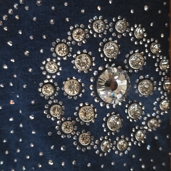 Luxerious Rhinestone purse - Picture 5 of 9